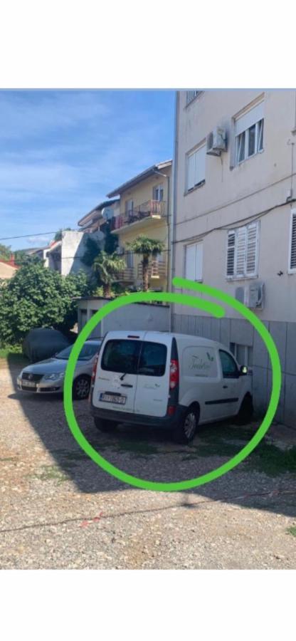 Sanela- Apartman Za Bezbrizan Odmor Crikvenica Esterno foto
